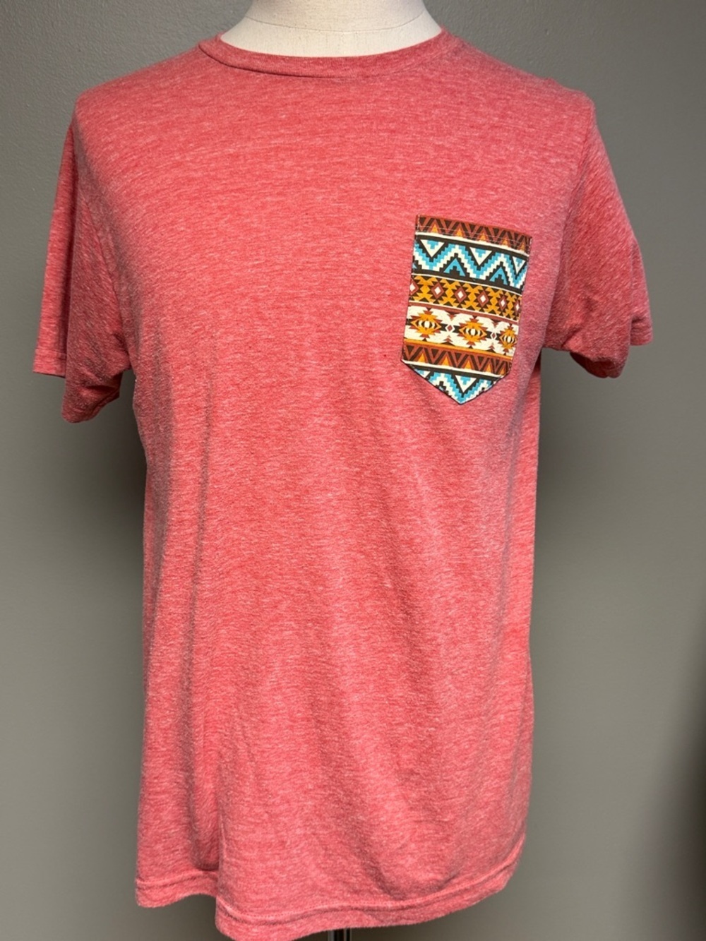 Riot Society Tribal Pocket Tee M Red Graphic Casual
